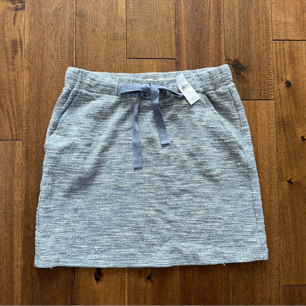 ⭐️NEW⭐️ Loft skirt women’s med